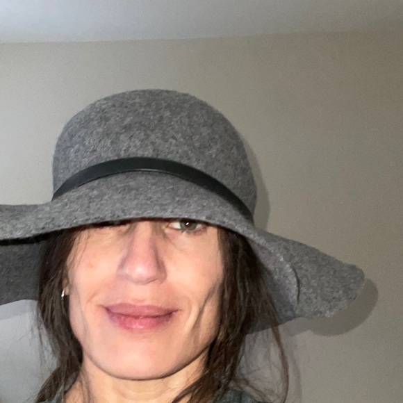 D&Y (David & Young) 100% Wool Floppy Grey Sun Hat. OS - Picture 4 of 7